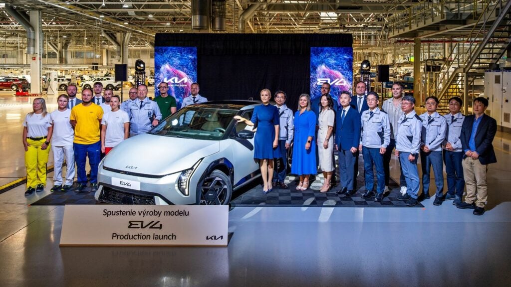 Kia je započela proizvodnju novog modela. Ima kreiranje gladi