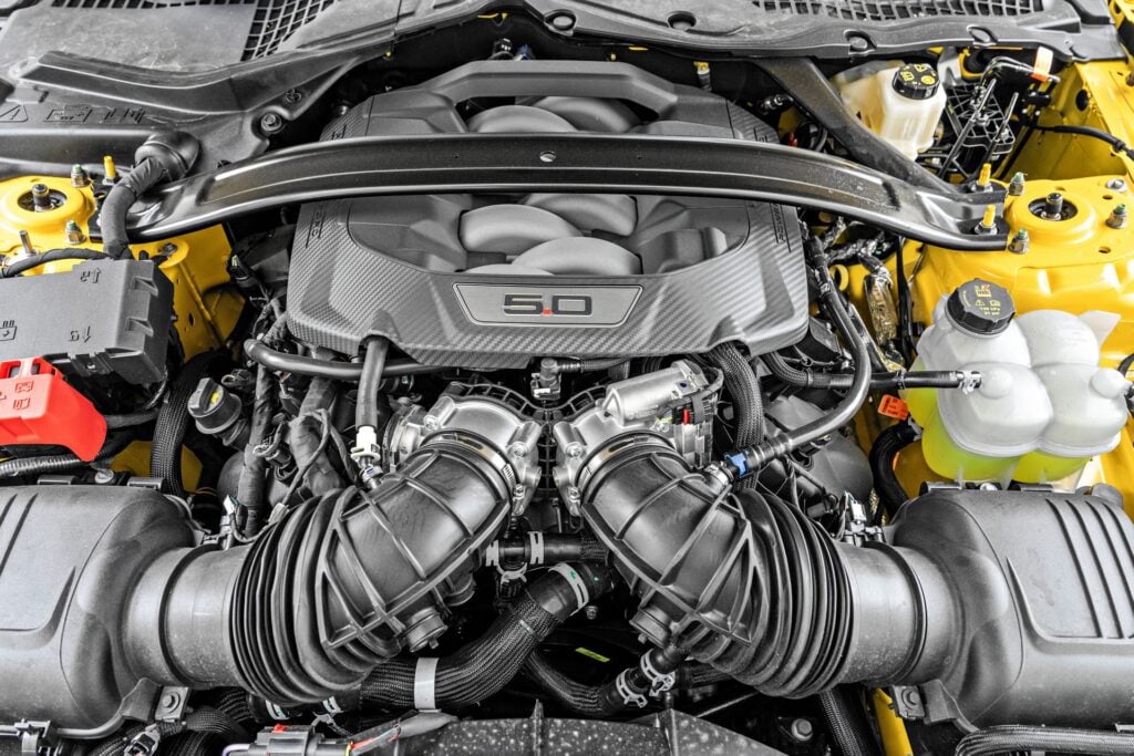 Ford Mustang - motor